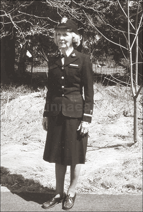 Miriam McCue in her Navy uniform ready to ride in the 50th Anniversary of World War II parade in Lexington, Massachusetts, 1994.